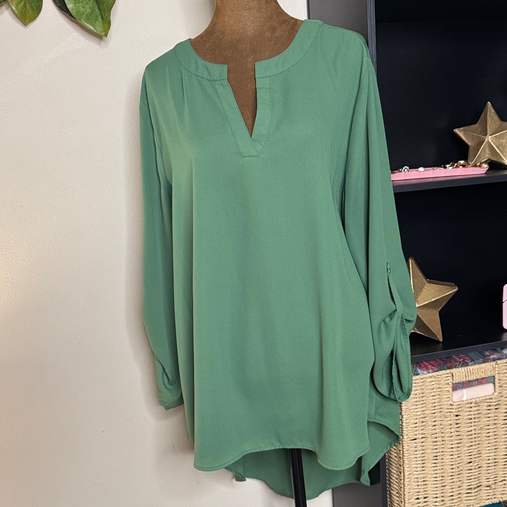 Elegant Green Women's Top